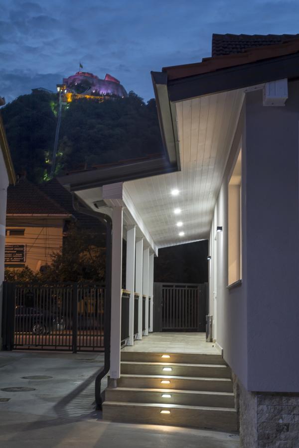 Bed and Breakfast Casa Branga Дева Екстер'єр фото