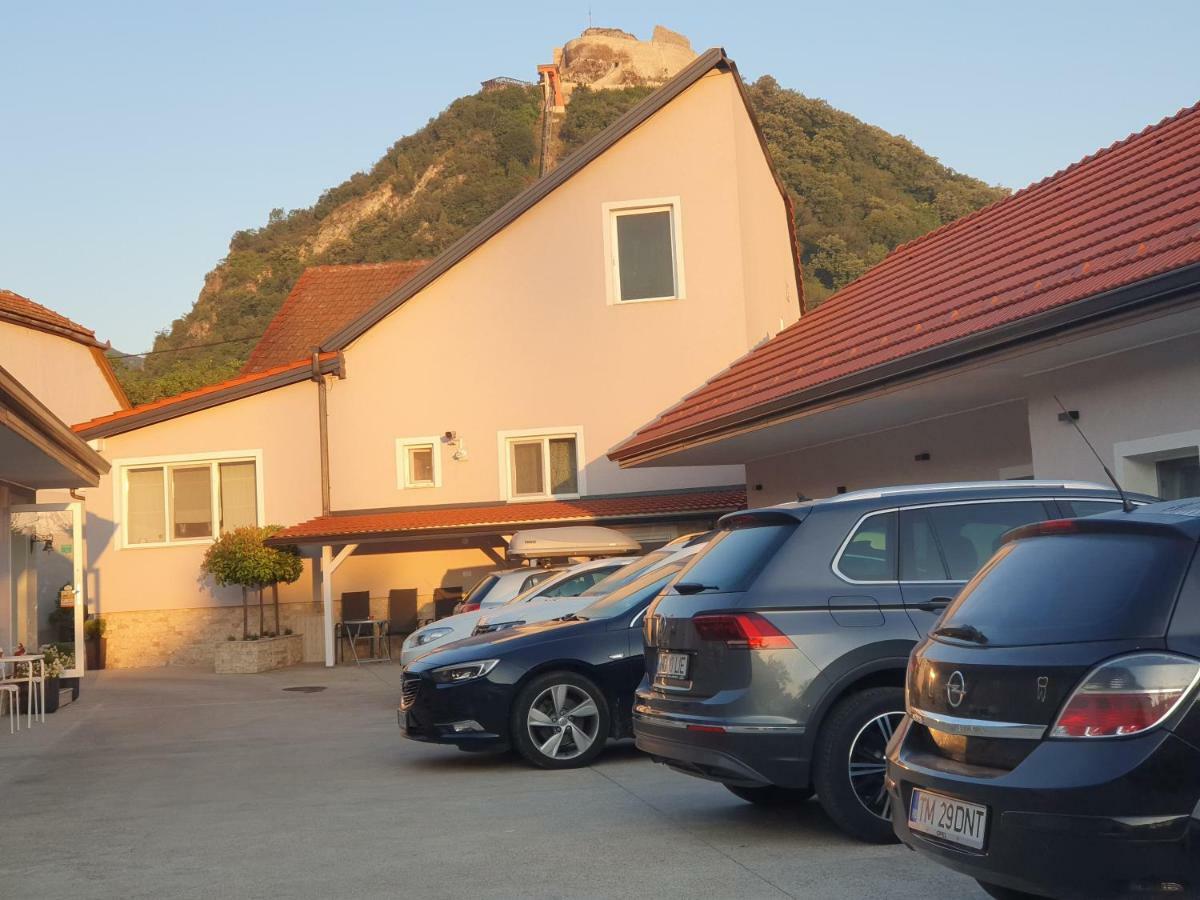 Bed and Breakfast Casa Branga Дева Екстер'єр фото